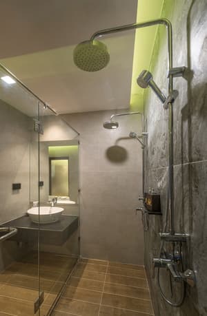thumbnail: Bathroom