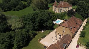 thumbnail: Exterior