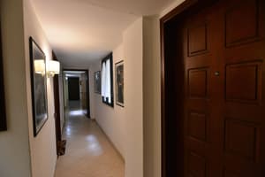thumbnail: Hallway