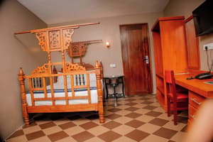 thumbnail: Room