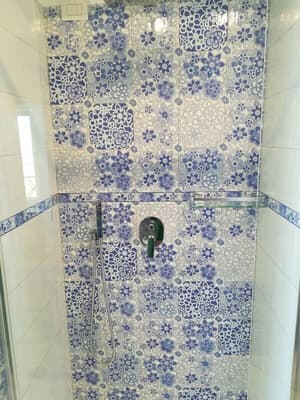 thumbnail: Bathroom shower
