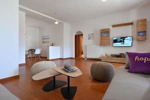 thumbnail: Living room
