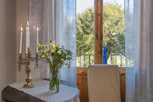 thumbnail: Interior