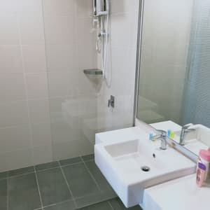 thumbnail: Bathroom