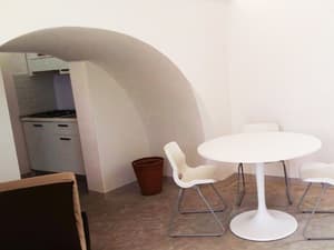 thumbnail: In-room dining