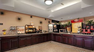 thumbnail: Breakfast area