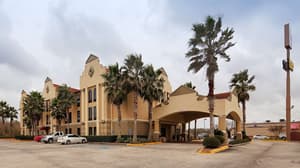 thumbnail: Exterior
