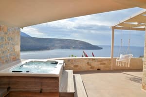 thumbnail: Private spa tub