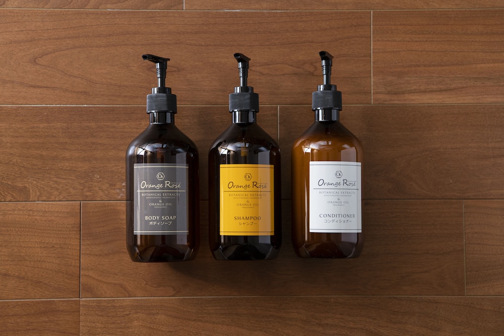 Bathroom amenities