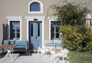 thumbnail: Exterior