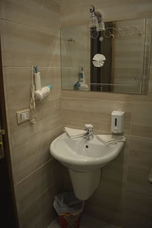 thumbnail: Bathroom sink