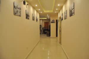 thumbnail: Hallway