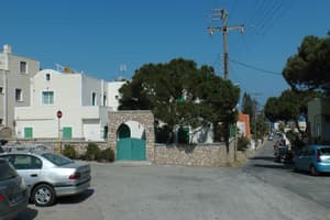 thumbnail: Front of property