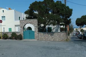 thumbnail: Front of property