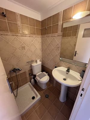 thumbnail: Bathroom