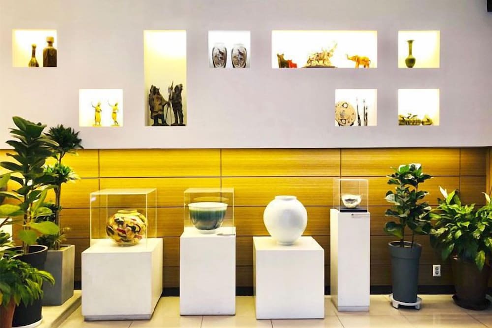 Gift shop