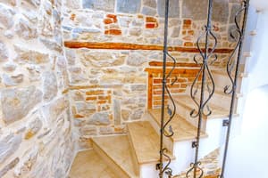 thumbnail: Staircase