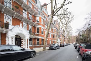 thumbnail: Exterior