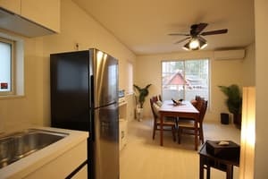 thumbnail: In-room dining