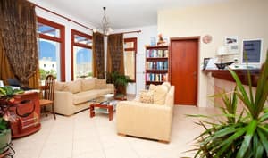 thumbnail: Living room