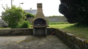 thumbnail: BBQ/picnic area