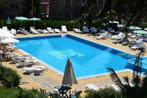 thumbnail: Outdoor pool