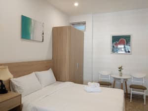 thumbnail: Room
