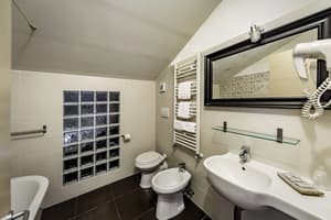 thumbnail: Room amenity