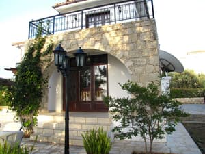 thumbnail: Exterior