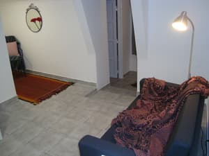thumbnail: Interior detail