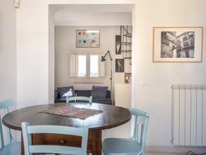 thumbnail: In-room dining