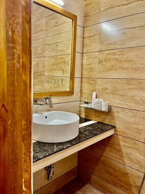 thumbnail: Bathroom