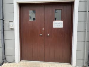 thumbnail: Property entrance