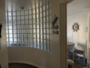 thumbnail: Interior