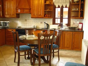 thumbnail: In-room dining