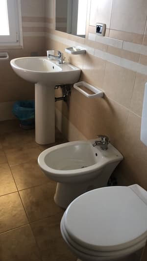 thumbnail: Bathroom