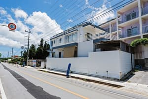 thumbnail: Exterior