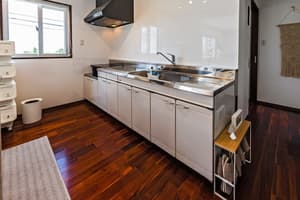 thumbnail: In-room dining