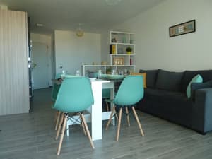 thumbnail: Living area