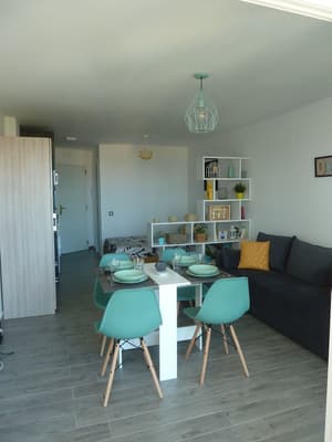 thumbnail: Living area