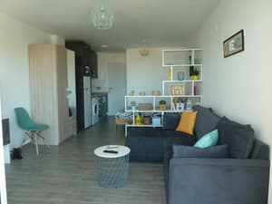 thumbnail: Living area