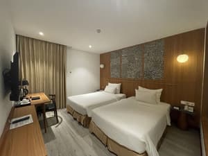 thumbnail: Room