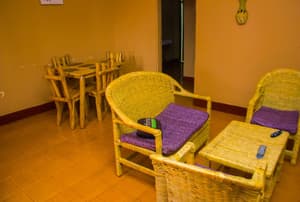 thumbnail: Restaurant