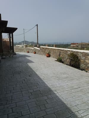 thumbnail: Exterior