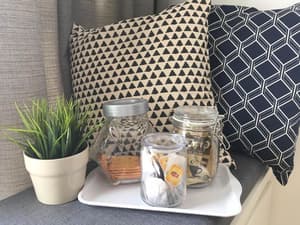 thumbnail: Room amenity