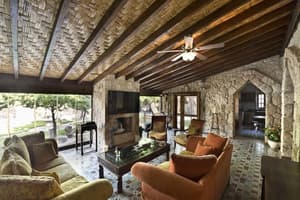 thumbnail: Living room