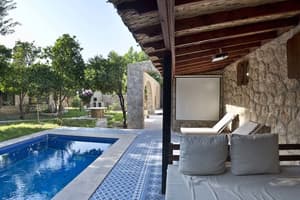 thumbnail: Outdoor pool