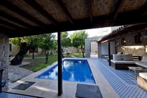 thumbnail: Outdoor pool