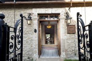 thumbnail: Property entrance
