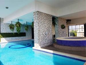 thumbnail: Pool
